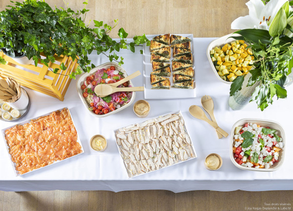 Apéritif dinatoire avec produits de saison de producteurs locaux  